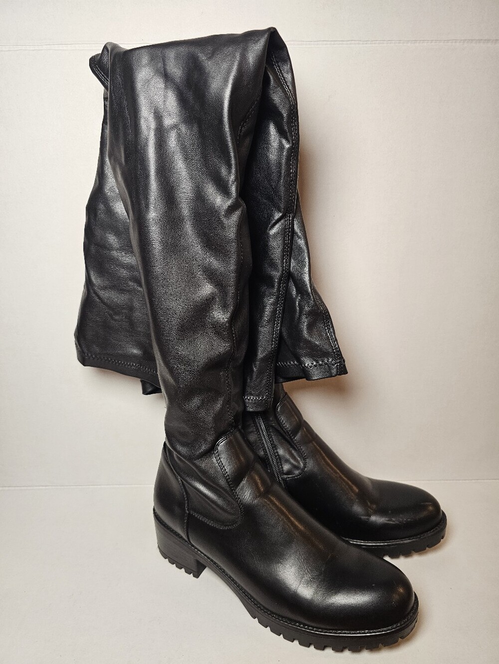 Azalea Wang Akira Surgical Over The Knee Thigh High Flat Boots Size 9 Womens